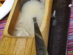 -香巴拉云南餐厅(华莱坞店)