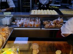 -鲍师傅糕点(江苏路店)
