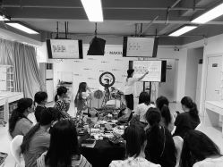 -KISS U 国际美学