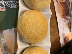 酥皮焗叉烧包-添好运点心专门店(深水埗店)