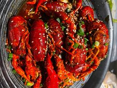 -肥肥虾庄·金牌油焖大虾(东湖欢乐谷店)