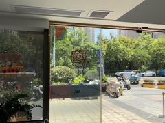 -维乐口腔医院(星海湾分院)