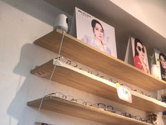 -天空之镜眼镜店蔡司依视路授权店(天通苑店)