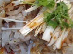 -八两八金·莱芜特色炒鸡(市南漳浦路店)