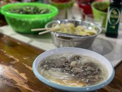 羊肉米线双绍-小倪羊肉米线馆