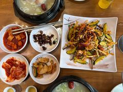 -长寿参鸡汤(朝韩风情街店)