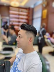 -尼特斯男士发型馆