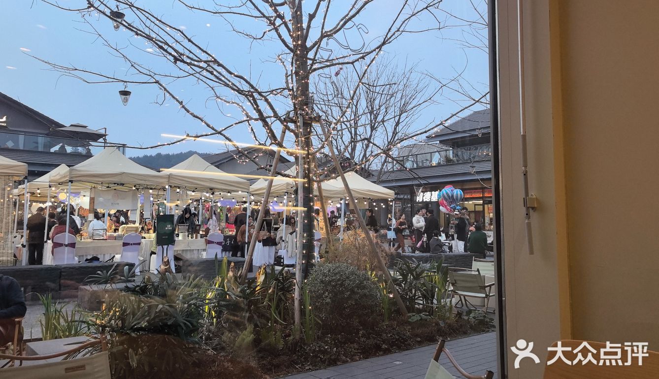 坐标玉鸟集，慵懒下午茶