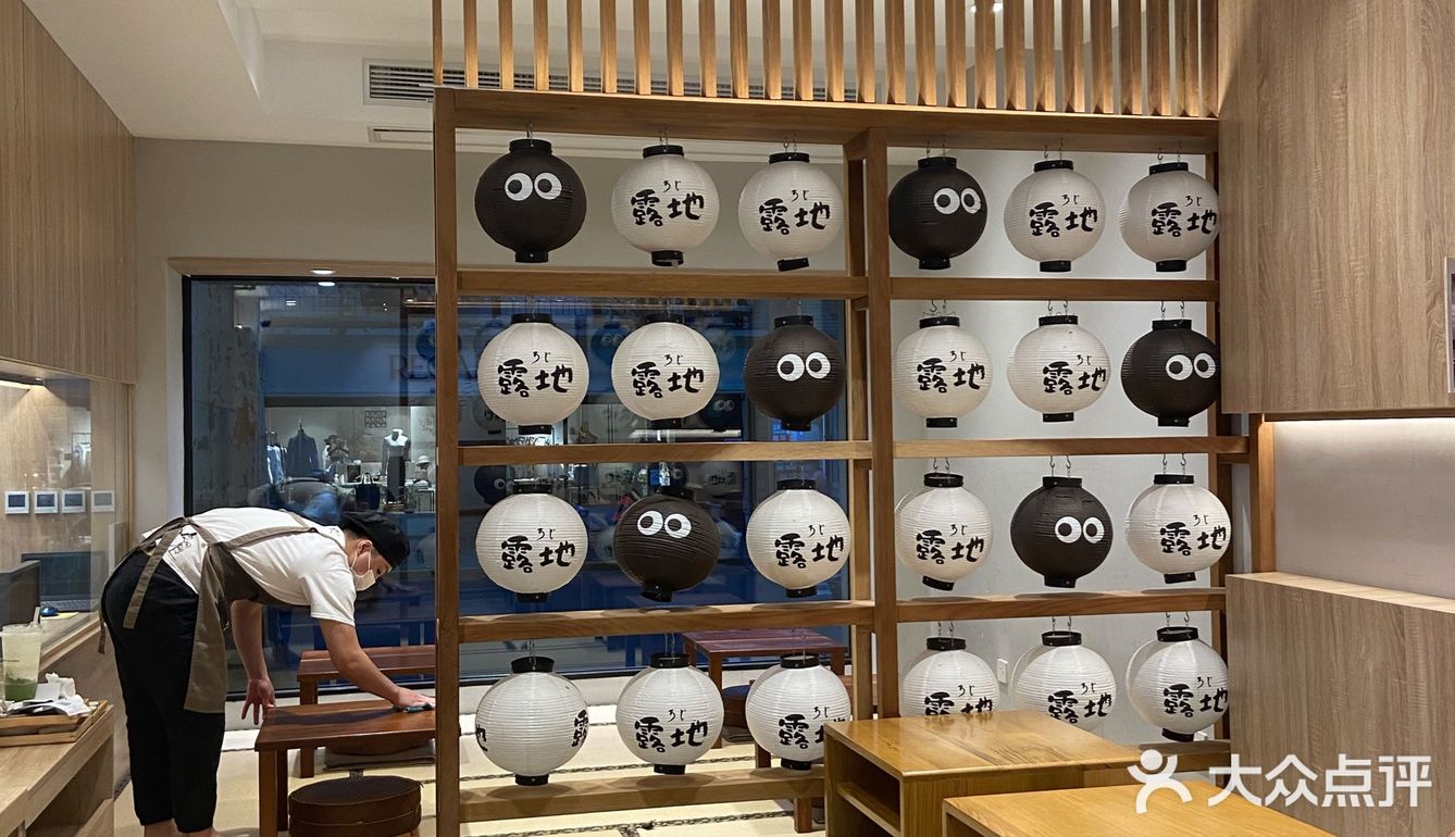 遇到小怪兽的一天!