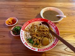 -秤砣砣·湖南粉面馆(青年路店)
