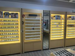 -康利眼镜·蔡司战略合作店(龙泉书房店)