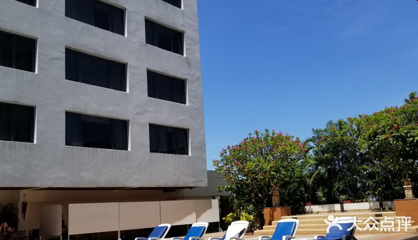 短期居住这样的酒店再合适不过啦，位置方便