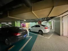 -北京apm·停车场