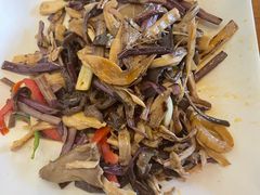 -小厨子私房菜·云南美食店