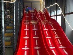 -嗨翻Hi-Fun竞技主题乐园·蹦床亲子生日轰趴(国光1937店)