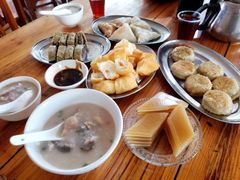 洲心大粥-洲心明记烧肉大粥(总店)