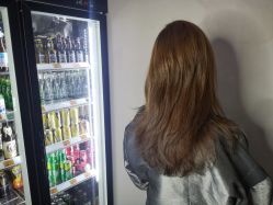 -十六番发型师事务所