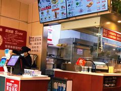 -南城香·饭香串香馄饨香(红军营店)