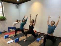 -兴亚瑜伽20年老馆