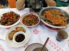 -堂瓦里·33年传统赣菜(第一街区店)