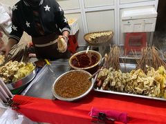 -老鼓楼麻辣烫夹馍