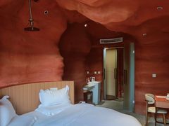 -幸栖洞穴设计酒店(成都春熙路店)