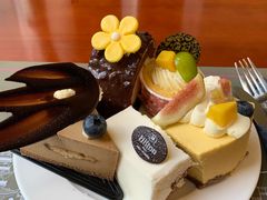 -元一希尔顿酒店·鲜切牛肉火锅禅自助餐厅