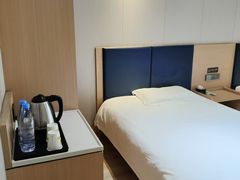-速8酒店(西安电视塔自然博物馆店)