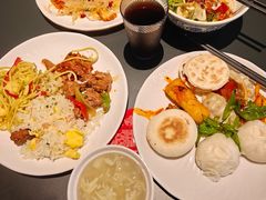 -涨巢·潮玩水疗局