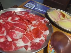 -洱火云南酸菜牛肉火锅(石景山当代商城店)