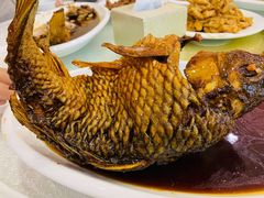 罾蹦鲤鱼-奥华餐厅·老张记(台基厂店)