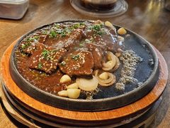 -蜜桃餐厅·伴山(湖滨商业街店)