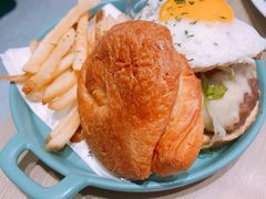 -Dazzling Cafe 蜜糖吐司专卖店