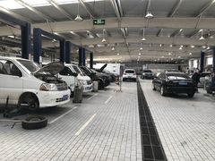 -畅通航行汽车钣金喷漆 无痕修复·局部喷漆