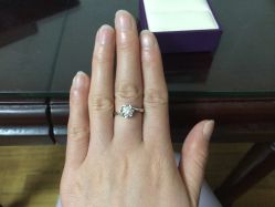 -威德钻石-克拉钻大本营(南京东路店)