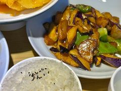 -关东小磨东北菜(上海长风大悦城店)
