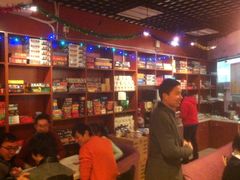 汇佳桌游咖啡馆(淮海路店)-汇佳桌游剧本咖啡馆(万体馆旗舰店)