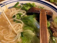 -缘生态云南菜·野生菌庭院餐厅(华侨城店)