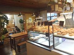 面包甜点陈列柜-仙峰天然面包(迎宾路店)