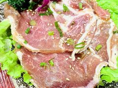 -喜牛烧肉酒场·黑金店(威高广场店)