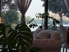 -MOMENT湖景餐厅(解放路店)