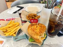 -必胜客(东部星悦天地店)