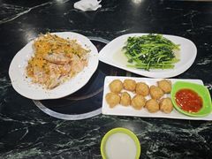 -小海豚•老字号海鲜餐厅(天涯店)