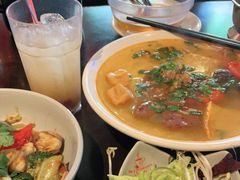 -大头虾越式风味餐厅(光明广场店)