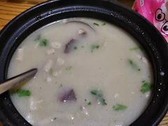 -溢心园香河肉饼总店