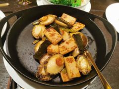 芋头烧鲍鱼-甄御•海鲜新青岛菜(麦岛店)