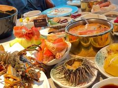 -雍容荟帝王蟹活龙虾展台自助(IFS黑金店)