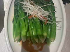 -炆艺乳鸽·煲仔饭大排档(望京来广营店)