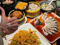 -莲餐厅·湖北菜·潜江小龙虾店(愚园路店)