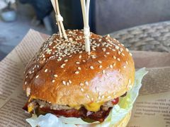 芝士培根和牛汉堡-漪龙台·B26 Rooftop Lounge